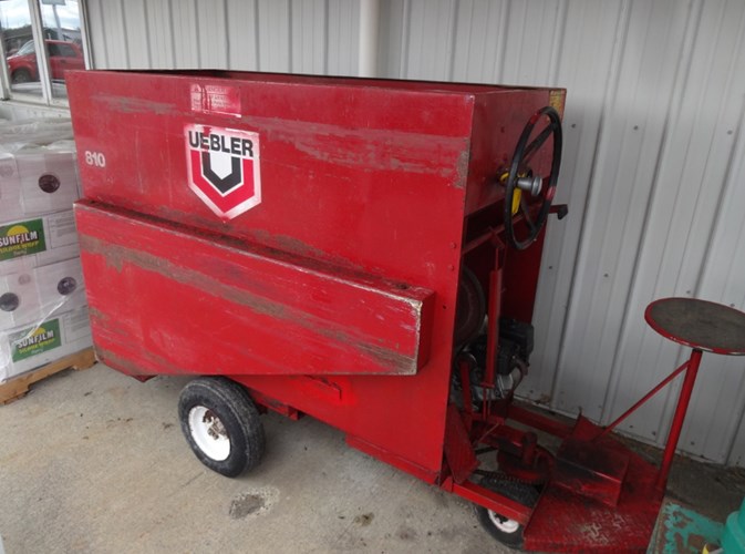 1999 Uebler 810 Feed Cart For Sale
