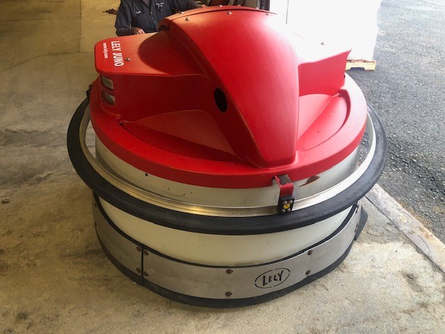 2016 Lely JUNO 150 AUTOMATIC FEED PUSHER Misc. Ag For Sale