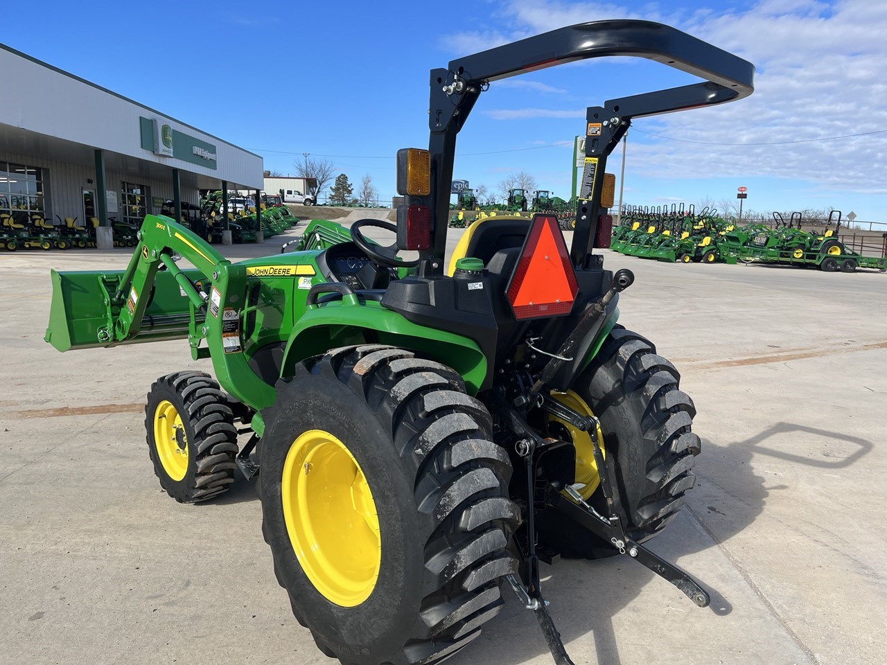 John Deere E Compact Utility Tractor For Sale In Edmond Oklahoma