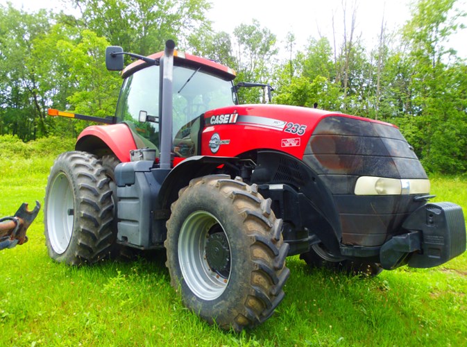 Case IH Magnum 235 Tractor - Row Crop For Sale