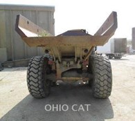 2002 Caterpillar 725 Thumbnail 3