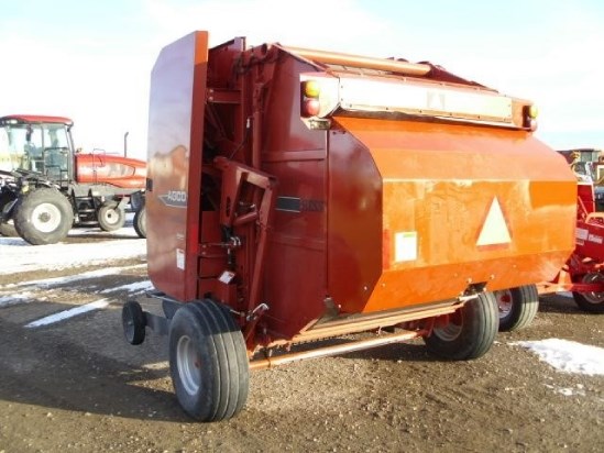 Hesston 5556 Baler