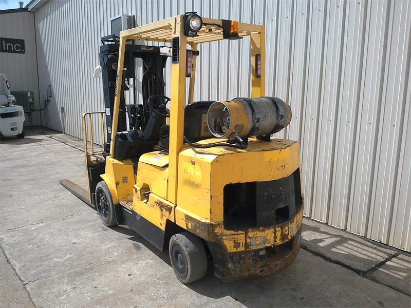 2004 Hyster S80XM Image 3