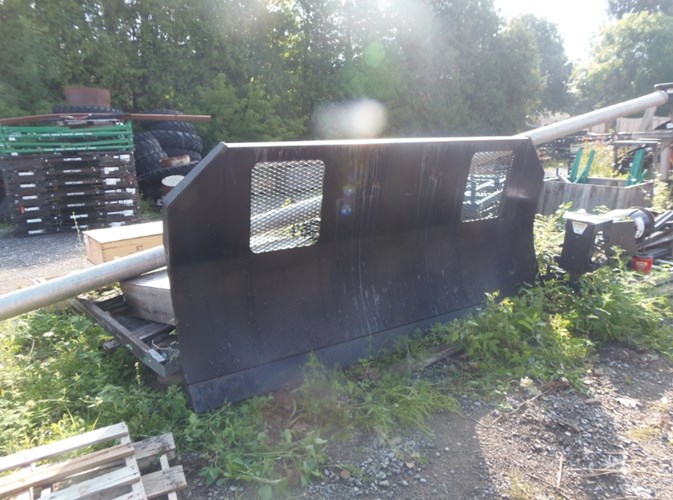 2009 Grouser 2200 Blade Front For Sale