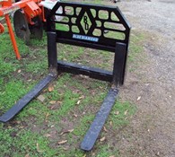 Blue Diamond skid steer pallet forks Thumbnail 1