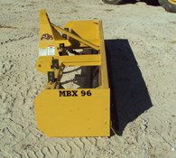 Dirt Dog 3pt 8' box blade w/ rear gate MBX96 Thumbnail 2