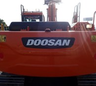 2017 Doosan DX225 LC-3 Thumbnail 9