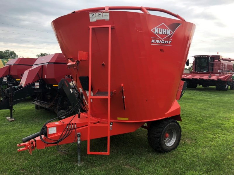 2013 Kuhn Knight 5143 TMR Mixer For Sale » Minnesota Ag Group