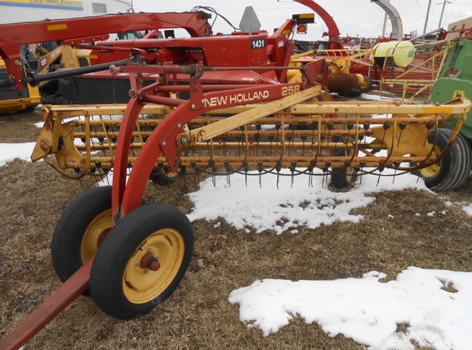 New Holland 258 Hay Rake-Bar For Sale