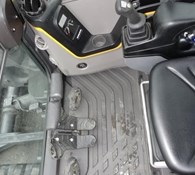 2017 Volvo ECR88D Thumbnail 40