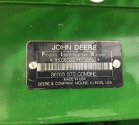 2017 John Deere S670 Thumbnail 26