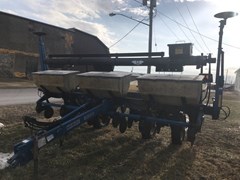 Planter For Sale 2002 Kinze 3000 Planter For Sale 2002 Kinze 3000