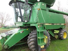 Combine For Sale 1996 John Deere 9600 Combine For Sale 1996 John Deere 9600