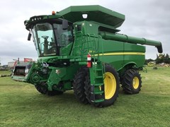 Combine For Sale 2015 John Deere S680 Combine For Sale 2015 John Deere S680