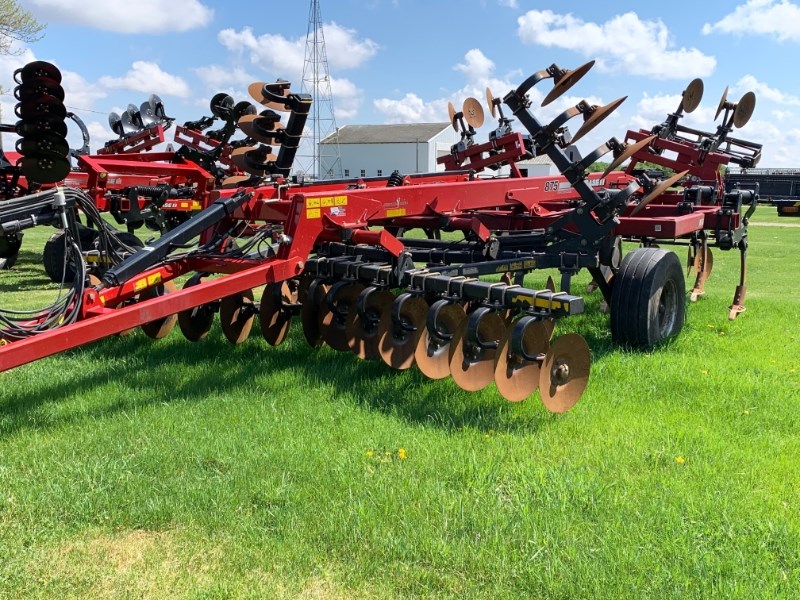 2015 Case IH 875 Disk Ripper For Sale » Red Power Team, Iowa