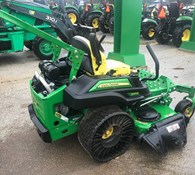 2024 John Deere Z945M Thumbnail 4