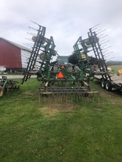 Field Cultivator For Sale 2004 John Deere 2210 Field Cultivator For Sale 2004 John Deere 2210