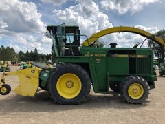 Forage Harvester-Self Propelled For Sale 1995 John Deere 6710 Forage Harvester-Self Propelled For Sale 1995 John Deere 6710