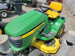 Lawn Mower For Sale 2007 John Deere X320 Lawn Mower For Sale 2007 John Deere X320