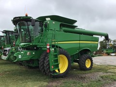 Combine For Sale 2012 John Deere S670 Combine For Sale 2012 John Deere S670