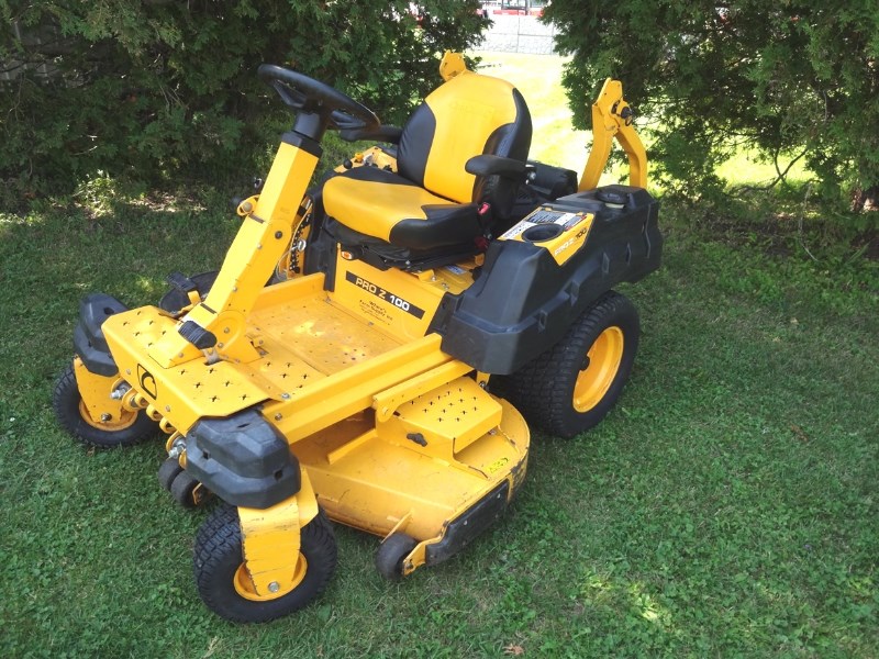 2017 Cub Cadet PRO Z 154S EFI Zero Turn Mower For Sale » White's Farm