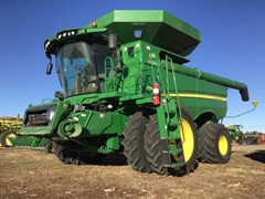 Combine For Sale 2015 John Deere S680 Combine For Sale 2015 John Deere S680