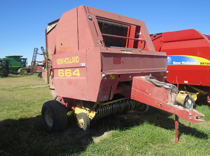 1996 New Holland 664 Baler-Round For Sale