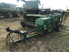 Baler-Square For Sale 2000 John Deere 338 Baler-Square For Sale 2000 John Deere 338