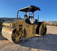 2020 Caterpillar CB15 Thumbnail 4