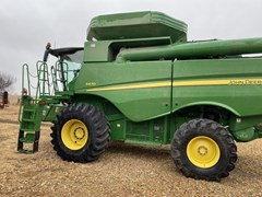 Combine For Sale 2014 John Deere S670 Combine For Sale 2014 John Deere S670