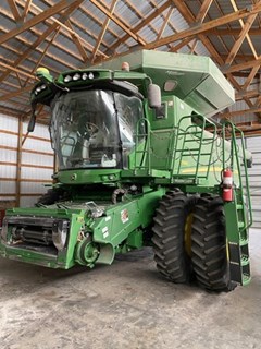 Combine For Sale 2015 John Deere S680 Combine For Sale 2015 John Deere S680