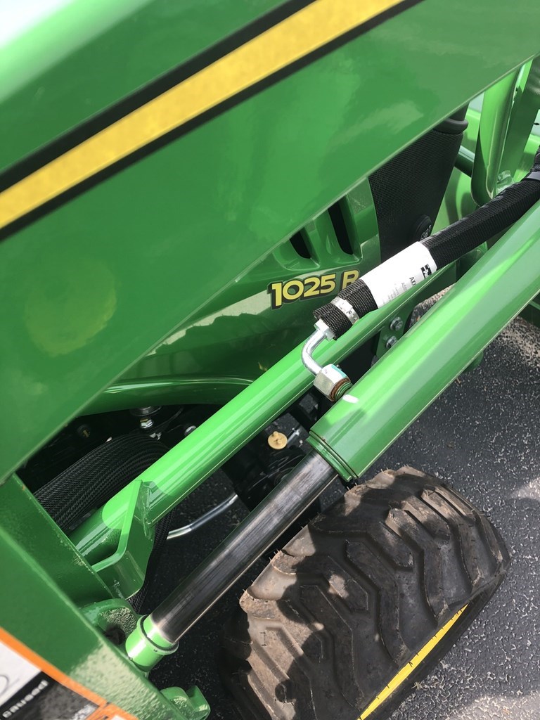 2021 John Deere 1025R Front End Loader Attachment For Sale in St