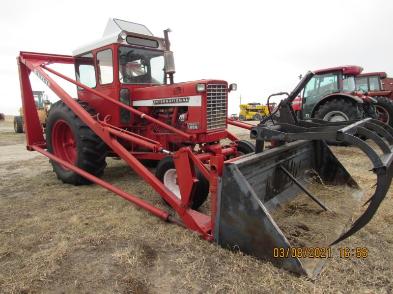 International 656 Hydro Tractor For Sale » Assmans Implement, Inc