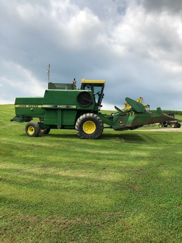 1981 John Deere 4420 Combine For Sale » LandPro Equipment; NY, OH & PA