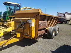 Manure Spreader-Dry/Pull Type For Sale Kuhn Knight 8124 Manure Spreader-Dry/Pull Type For Sale Kuhn Knight 8124