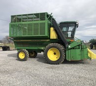 2002 John Deere 9970 Thumbnail 13