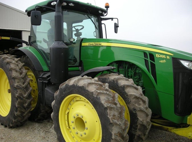 2013 John Deere 8285R Tractor - Row Crop For Sale