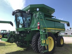 Combine For Sale 2009 John Deere 9770 STS Combine For Sale 2009 John Deere 9770 STS