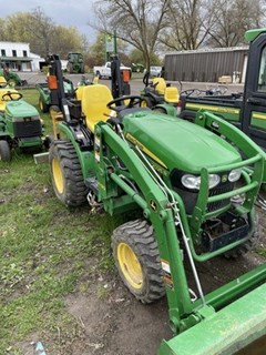 Tractor - Compact Utility For Sale 2014 John Deere 2025R Tractor - Compact Utility For Sale 2014 John Deere 2025R