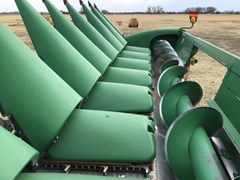 Header-Corn For Sale 2010 John Deere 608C Header-Corn For Sale 2010 John Deere 608C