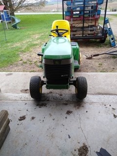 Lawn Mower For Sale 2002 John Deere 345 , 18 HP Lawn Mower For Sale 2002 John Deere 345 , 18 HP