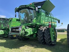 Combine For Sale 2013 John Deere S690 Combine For Sale 2013 John Deere S690