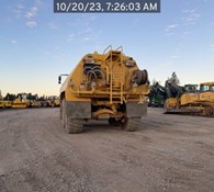 2016 John Deere 370E Thumbnail 3