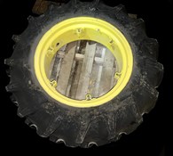 John Deere firestone 12.4 - 24 mfwd T & W Thumbnail 2