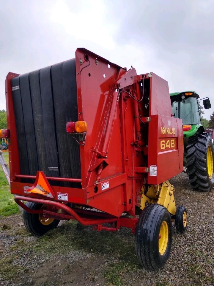 1999 New Holland 648 Baler-Round For Sale