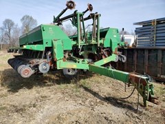 Grain Drill For Sale Great Plains 2SNT30-44089301133152 Grain Drill For Sale Great Plains 2SNT30-44089301133152