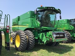 Combine For Sale 2013 John Deere S670 Combine For Sale 2013 John Deere S670