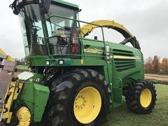 Forage Harvester-Self Propelled For Sale 2003 John Deere 7400 Forage Harvester-Self Propelled For Sale 2003 John Deere 7400