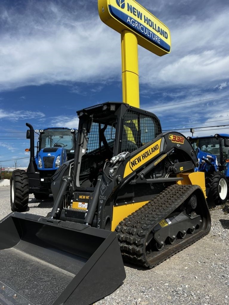 2023 New Holland Compact Track Loaders C332 Image 1