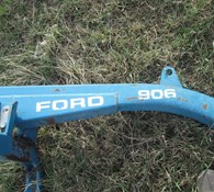 1995 Ford 906 Ford post hole digger 12" Thumbnail 2